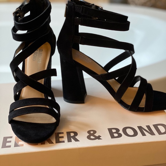 NEW IN BOX BLEECKER & BOND SANDALS - Picture 5 of 11